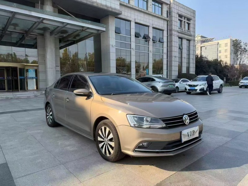 枣庄17年大众速腾3