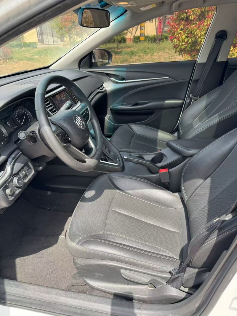 枣庄21年别克英朗5