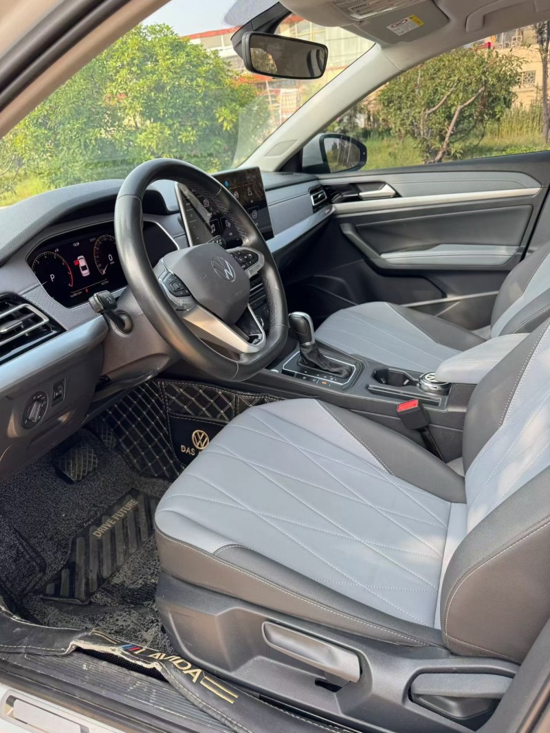 枣庄22年大众朗逸5