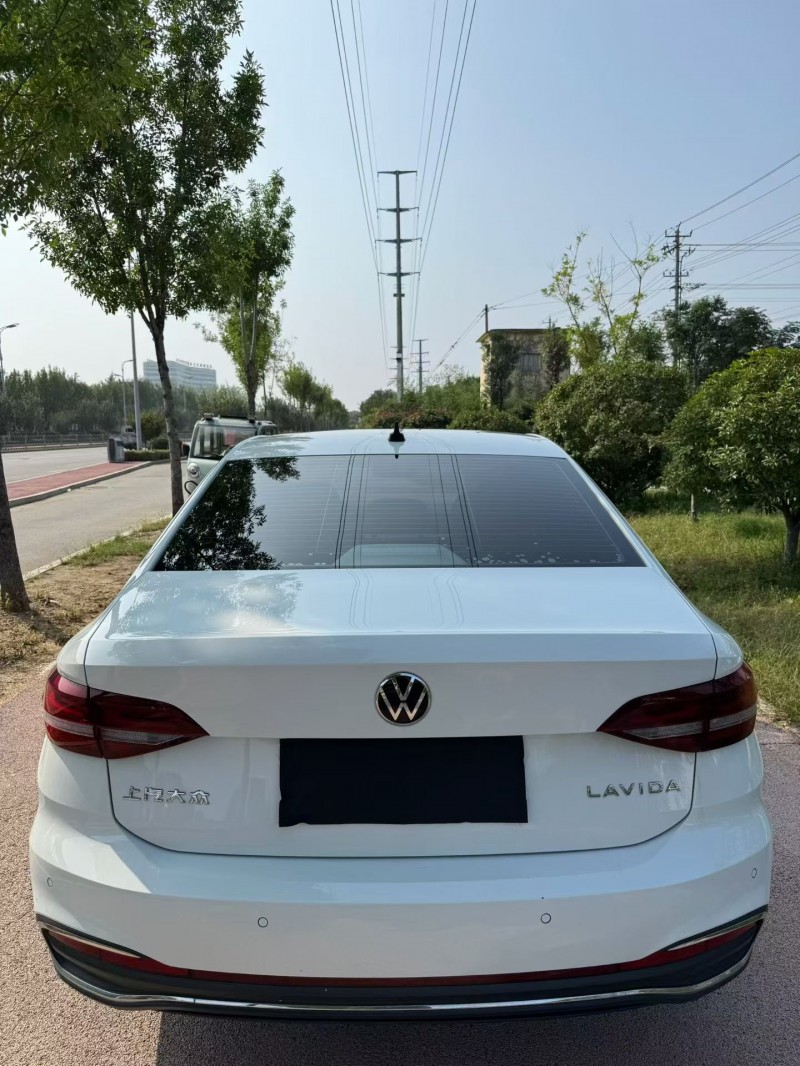 枣庄22年大众朗逸9