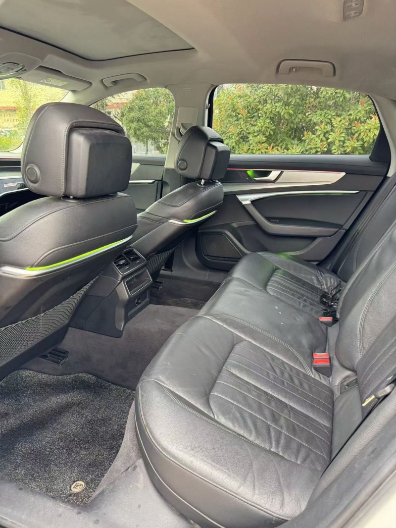 日照19年奥迪A6L6