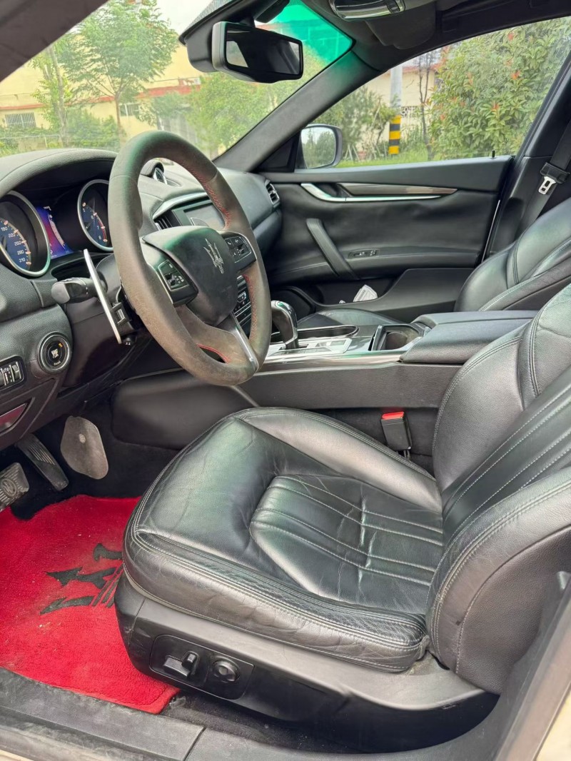 淄博15年玛莎拉蒂Ghibli4