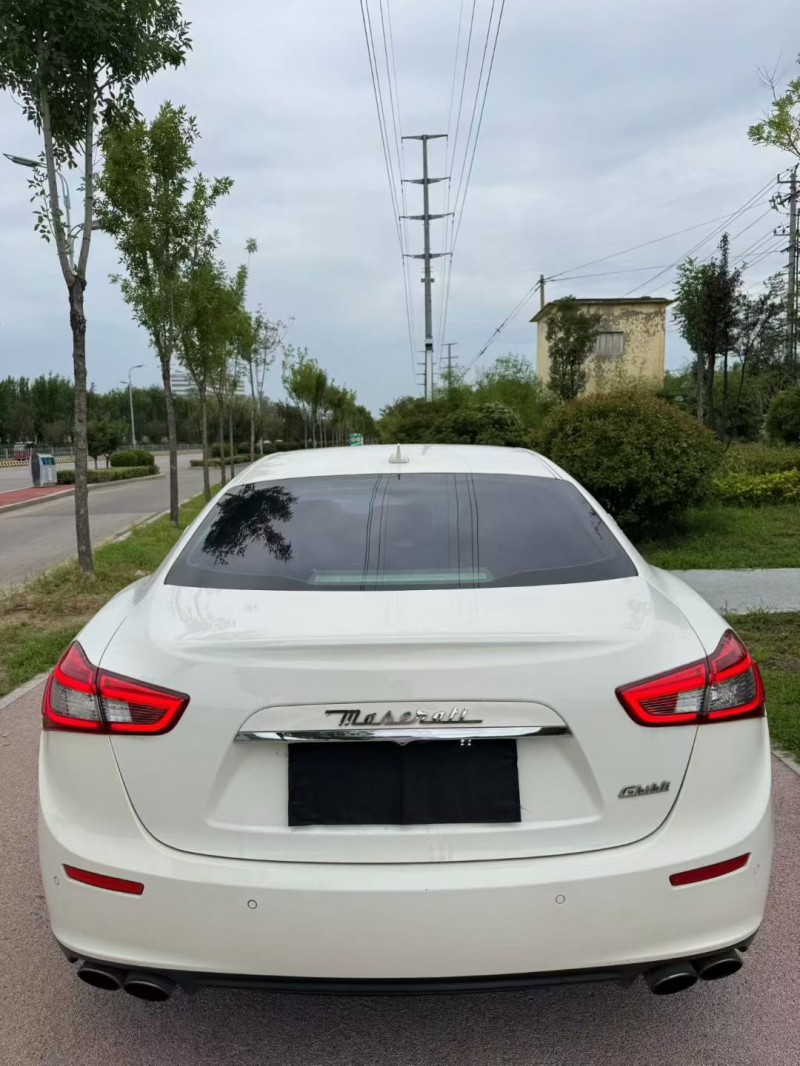 淄博15年玛莎拉蒂Ghibli8