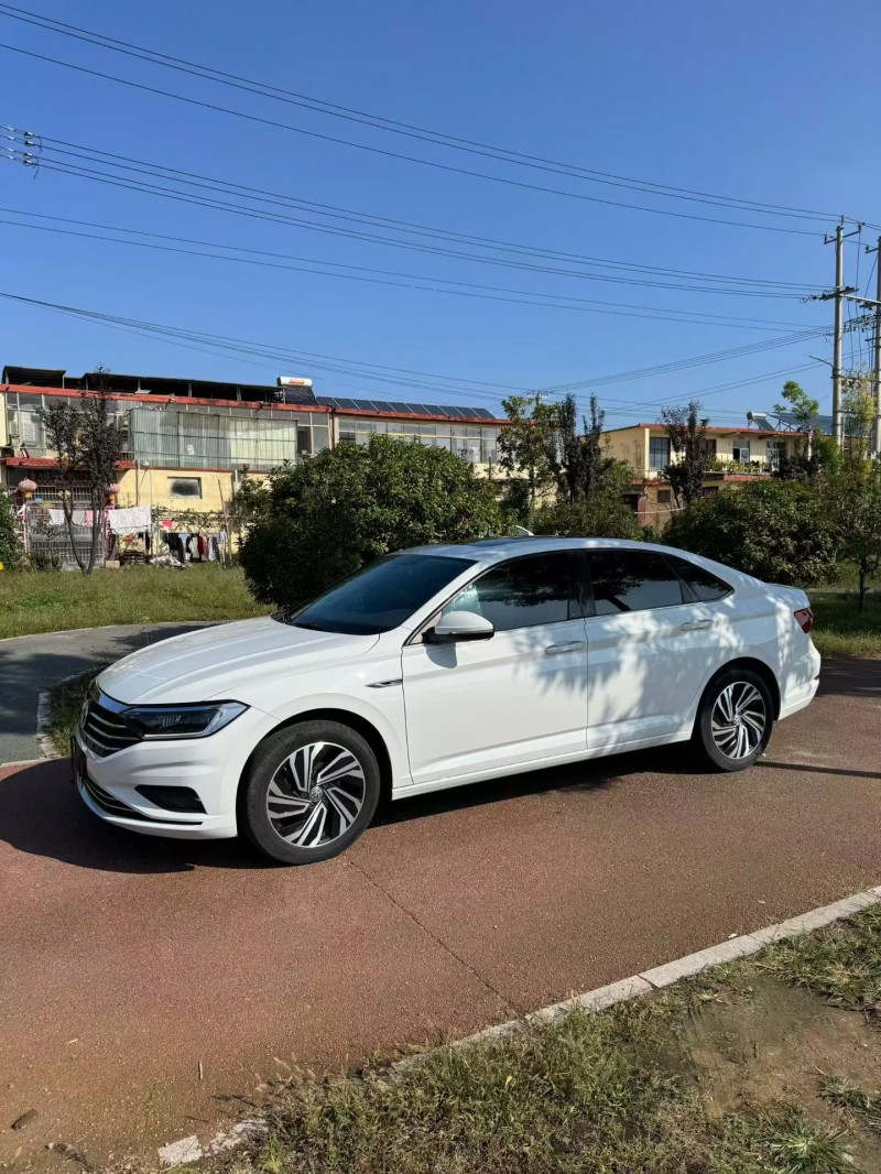 东营21年大众速腾2