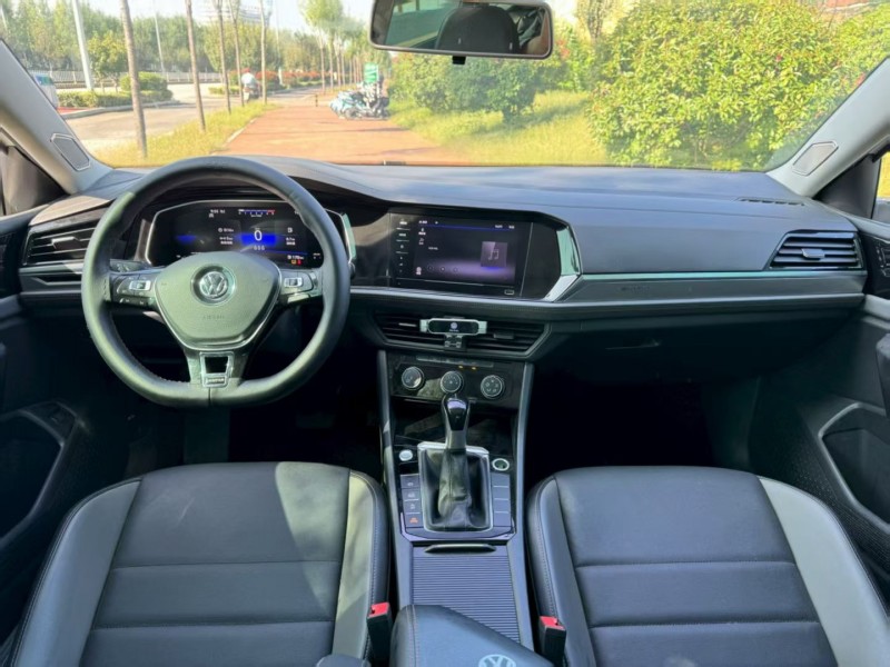 东营21年大众速腾5