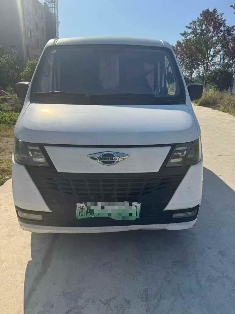 景德镇23年福田时代EV61