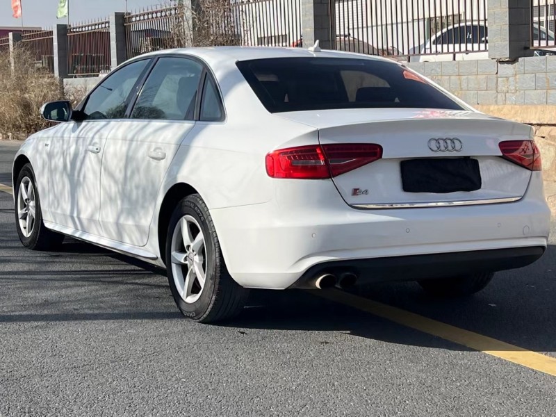 兰州15年奥迪A4L8