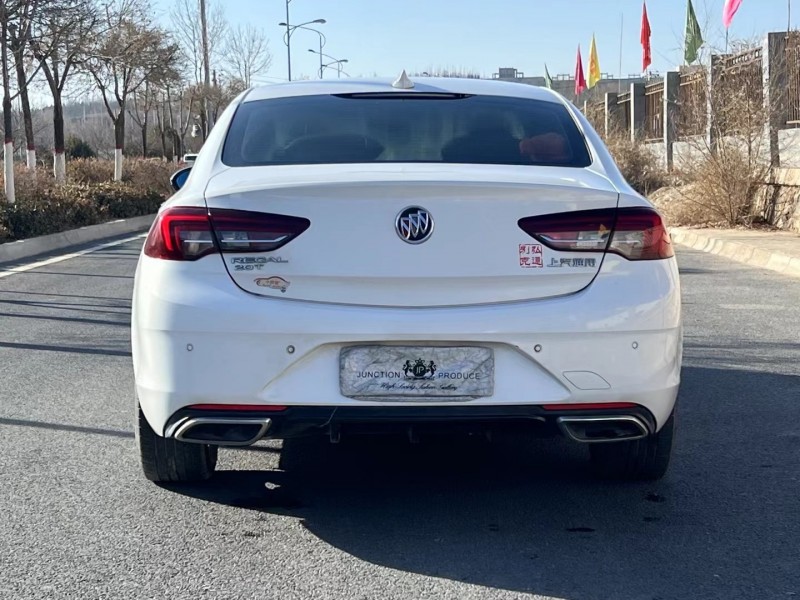 兰州17年别克君威9