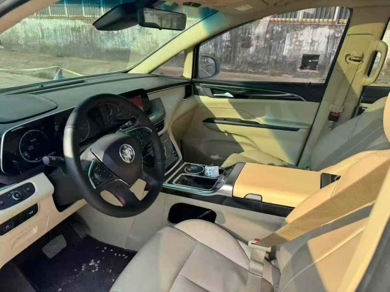 菏泽22年别克GL84