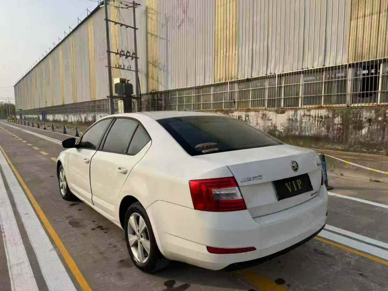 菏泽16年斯柯达明锐8