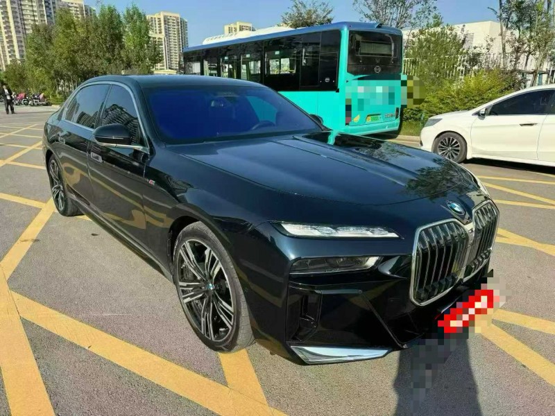 济宁24年宝马7系2