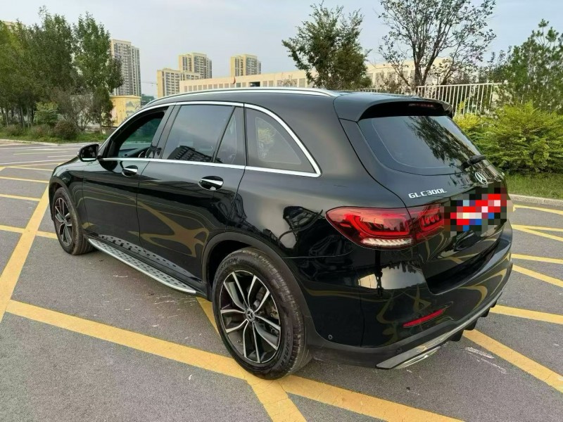 济宁22年奔驰GLC8