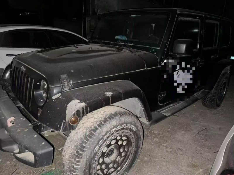 济宁11年Jeep牧马人2