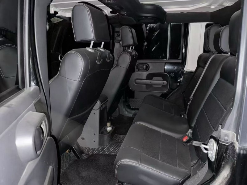 济宁11年Jeep牧马人4