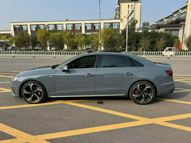 济宁22年奥迪A4L3