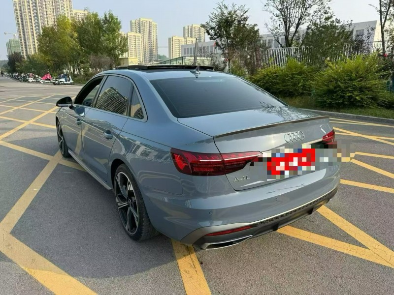 济宁22年奥迪A4L8