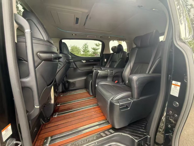 枣庄20年丰田威尔法4