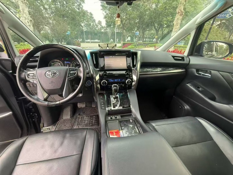 枣庄20年丰田威尔法6