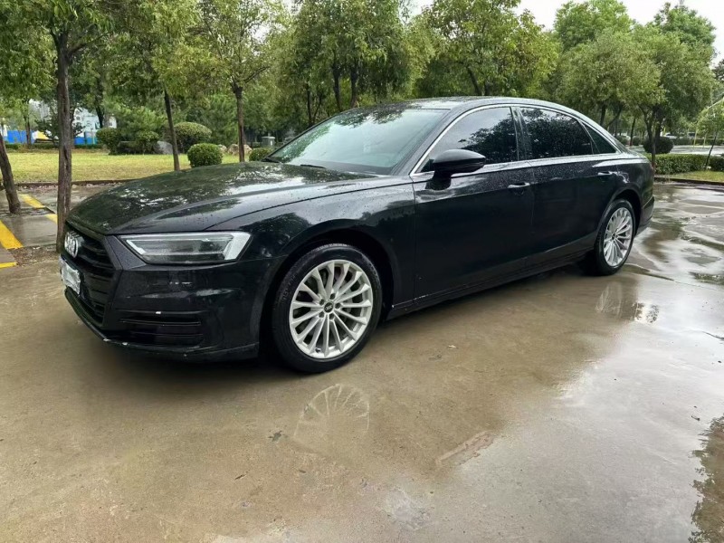 枣庄21年奥迪A8L3