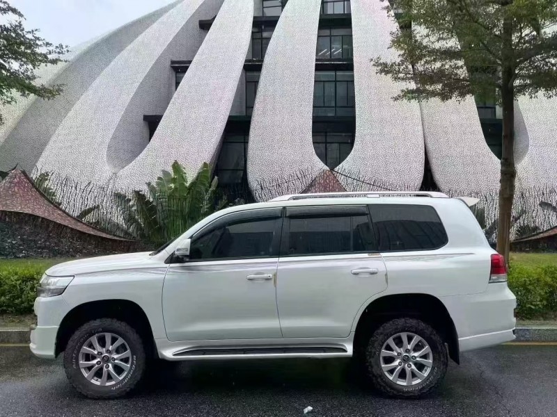 深圳20年丰田兰德酷路泽7