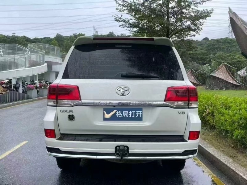 深圳20年丰田兰德酷路泽9
