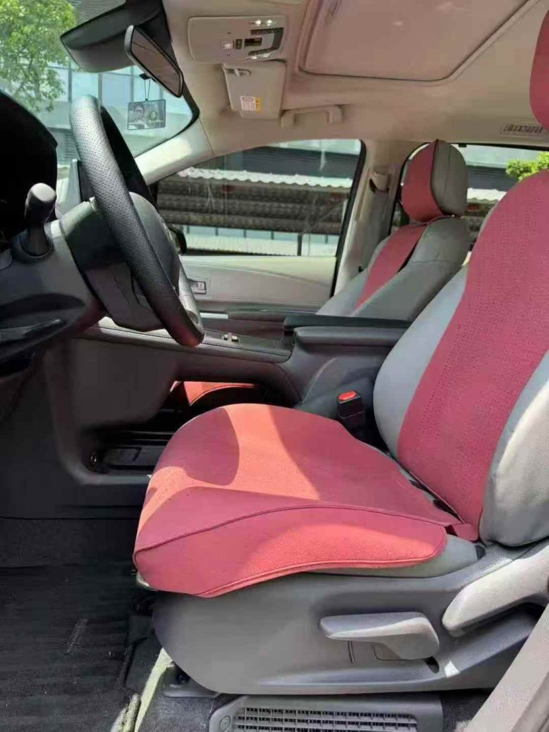 东莞24年丰田格瑞维亚4