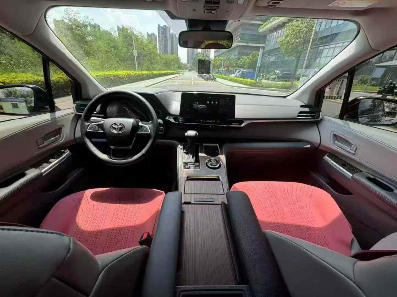 东莞24年丰田格瑞维亚6