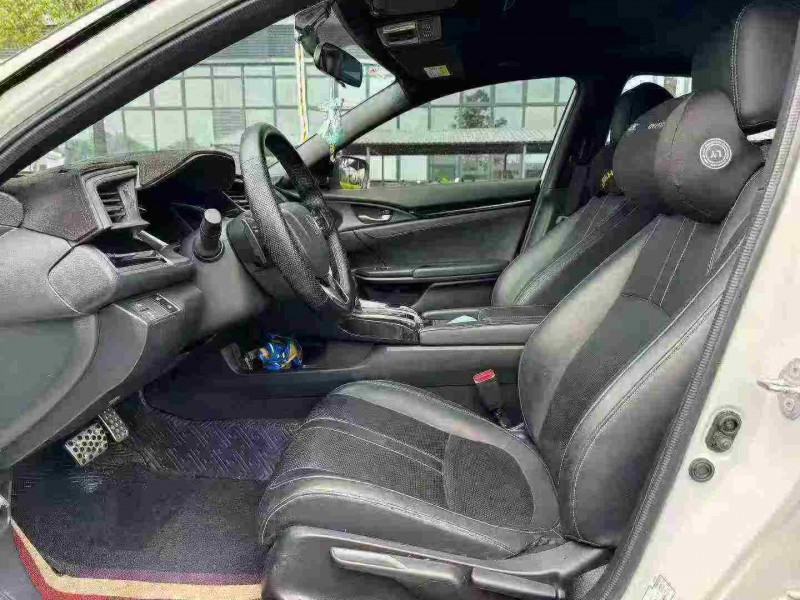 东莞22年本田思域5