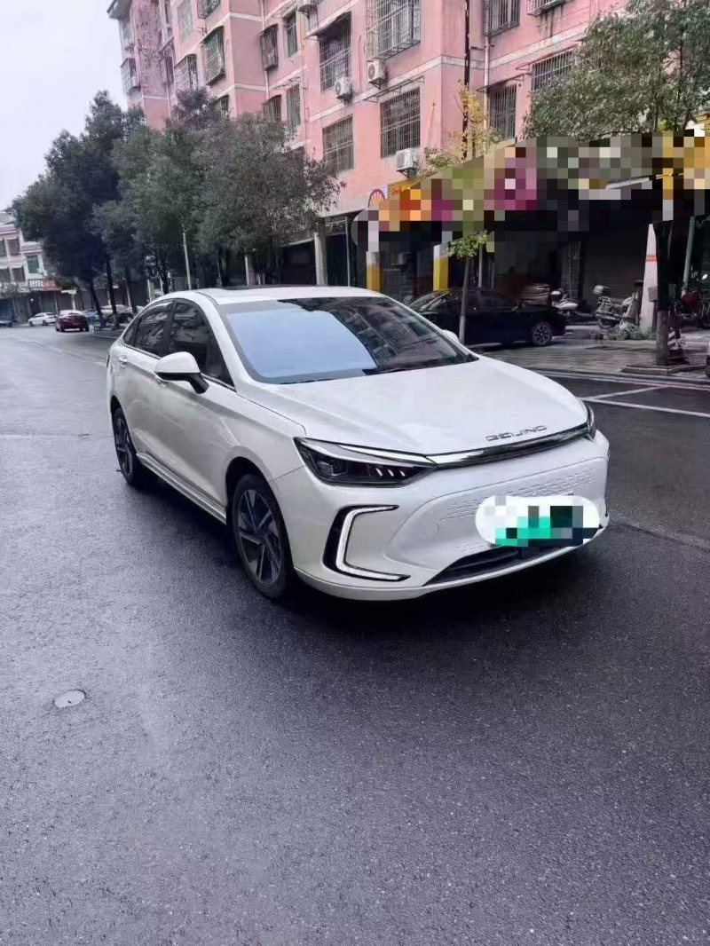 长沙23年北汽新能源EU系列2