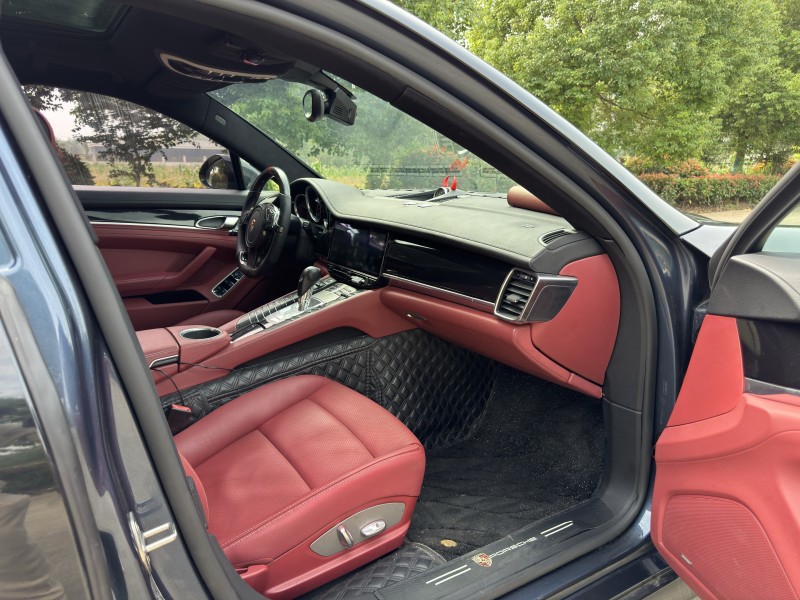 盐城12年保时捷帕拉梅拉3