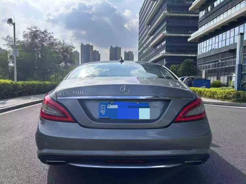 东莞14年奔驰CLS9