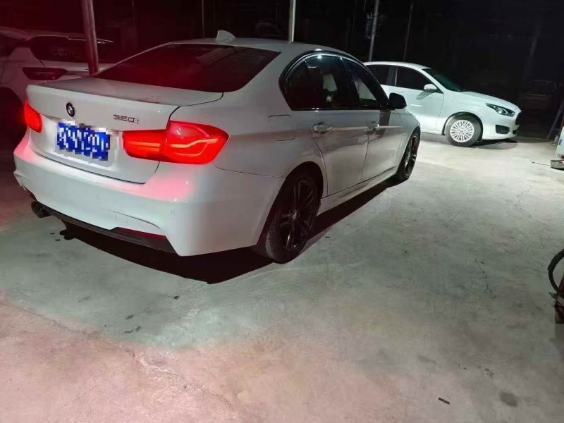 安顺19年宝马3系5