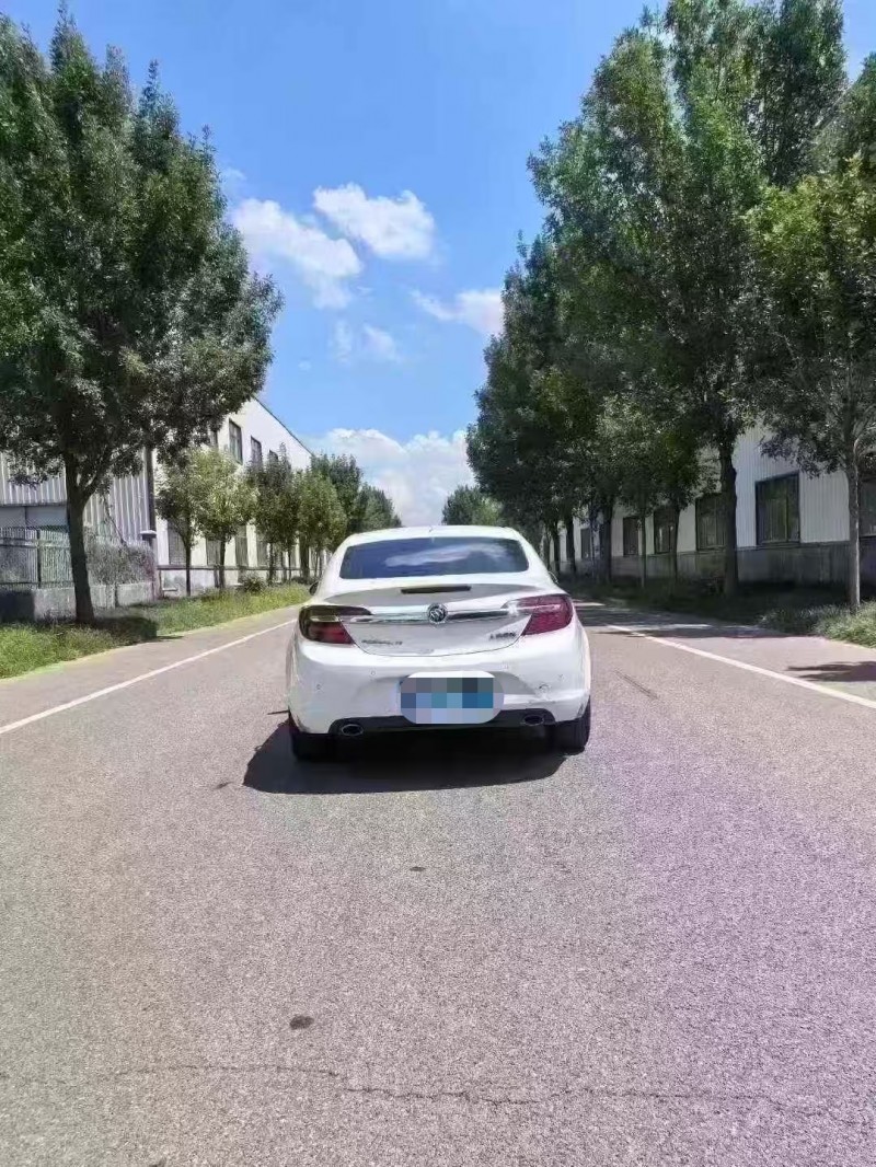 菏泽16年别克君威9