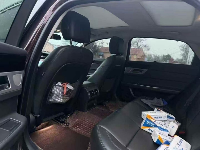 菏泽20年捷豹XFL4