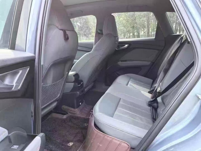 菏泽23年奥迪Q44