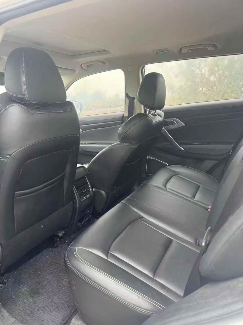 菏泽21年吉利博越4