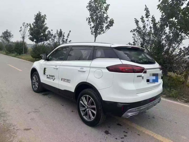 菏泽21年吉利博越7