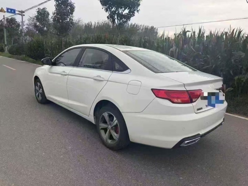 菏泽20年吉利帝豪7