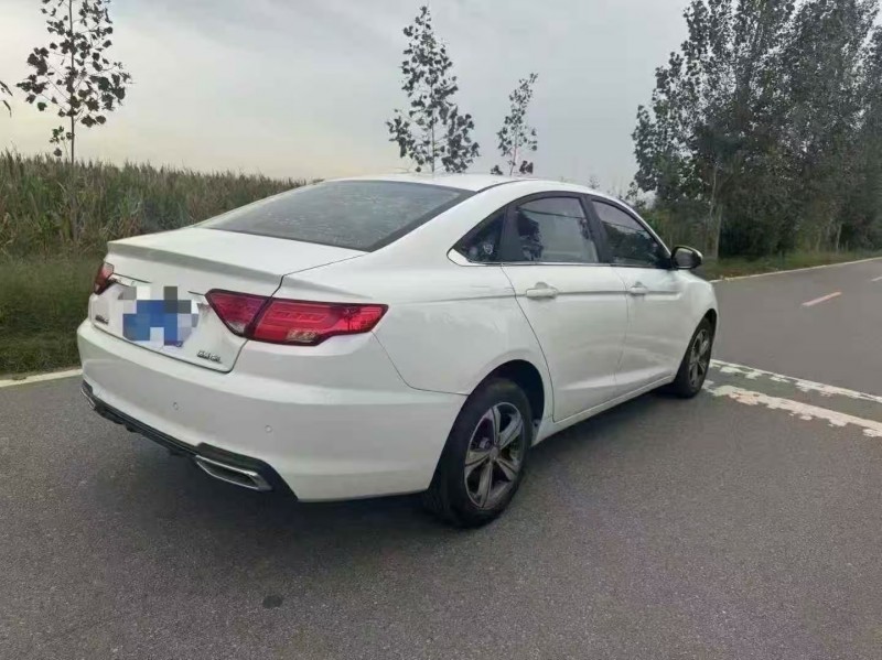 菏泽20年吉利帝豪8