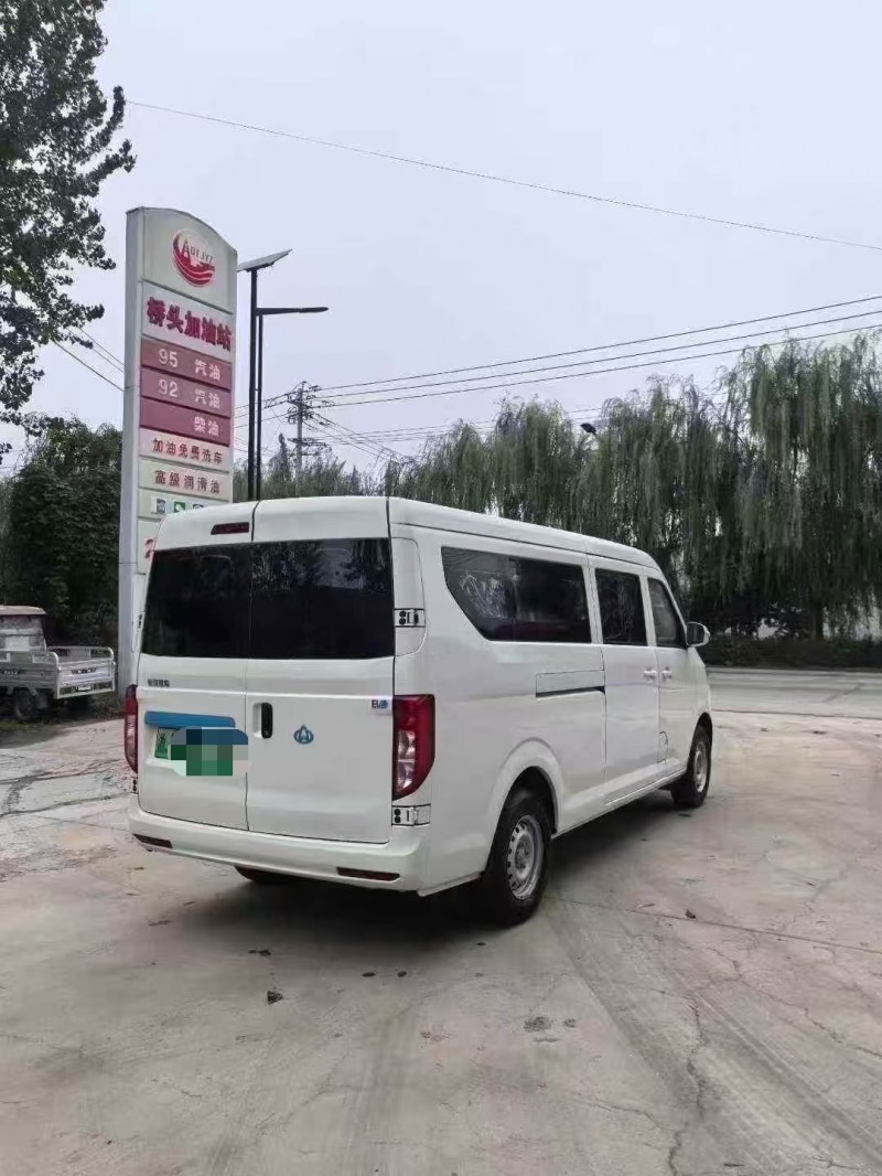 菏泽25年长安汽车跨越星7