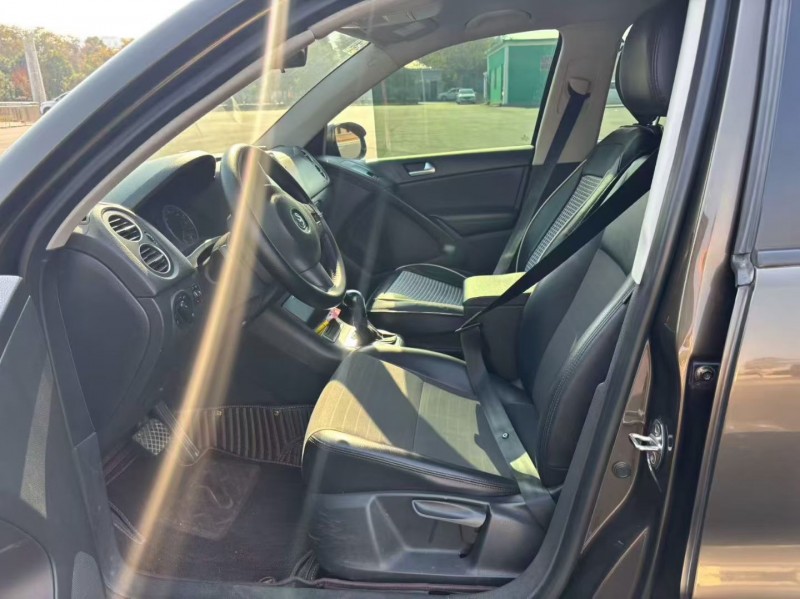 枣庄15年大众途观5