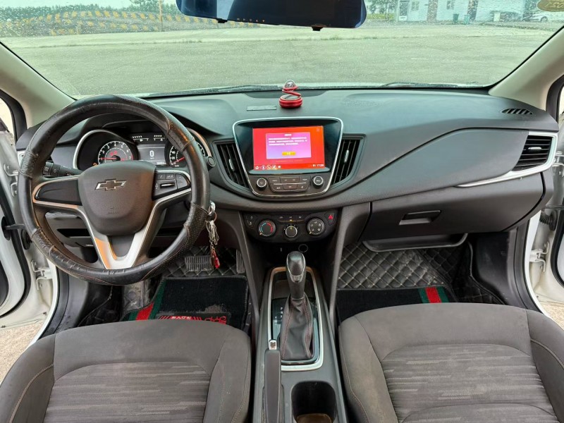 徐州20年雪佛兰科鲁泽7