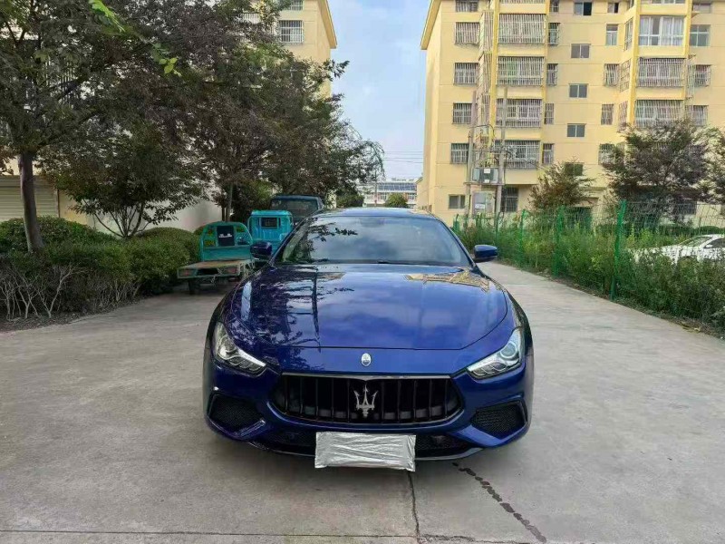 徐州21年玛莎拉蒂Ghibli1