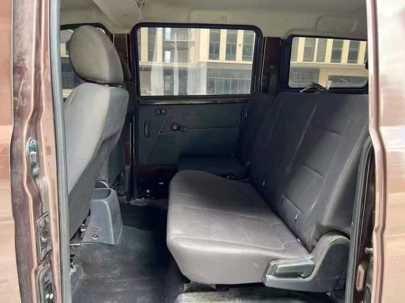 广州20年长安汽车欧诺8