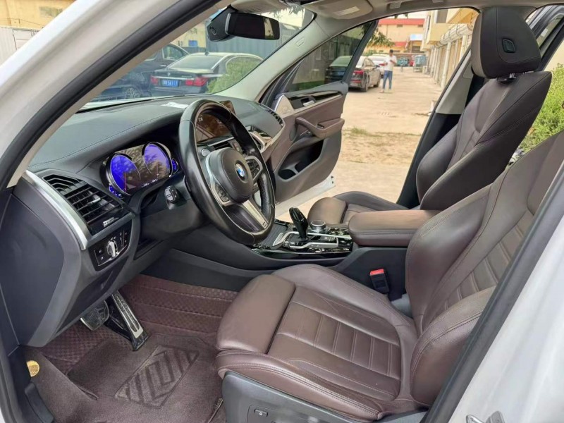 徐州19年宝马X38