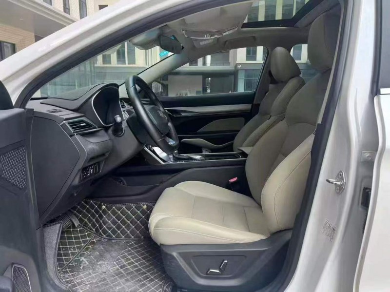 广州19年吉利缤瑞8