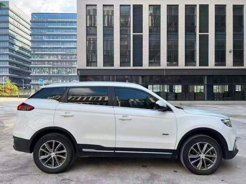 广州19年吉利博越6