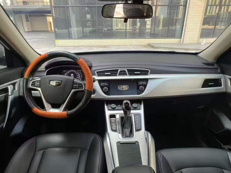 广州19年吉利博越7