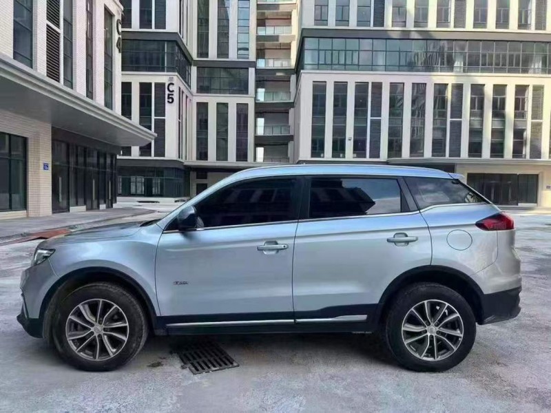 广州18年吉利博越5