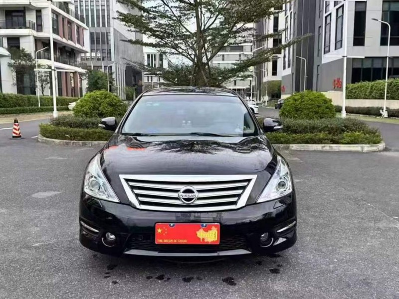 广州10年日产天籁1